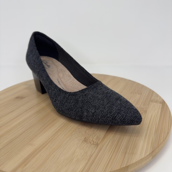 Clarks Collection Shoes Womens Size 8 Gray Pointed Toe Block Heel Comfort Pump - Picture 2 of 10